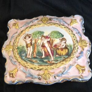 Made in occupied Japan ceramic covered box